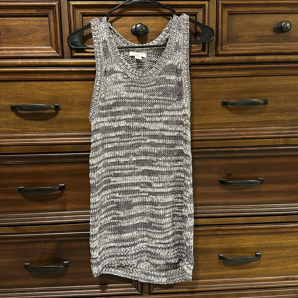 Knit sweater vest